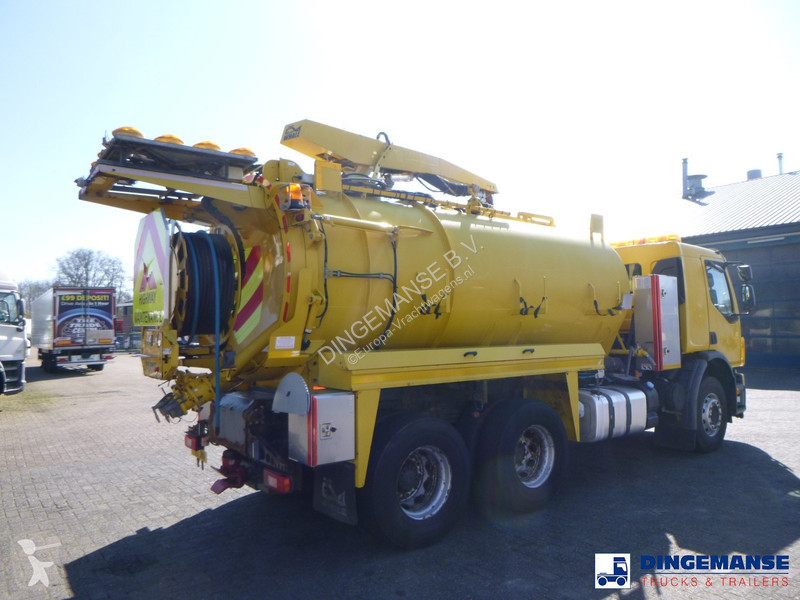 Camion Volvo 300 6X4 Whale vacuum tank 10.2 m3
