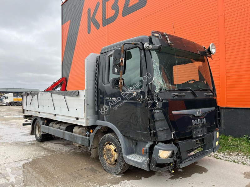 Lastbil MAN 8.180 4x2 CAB DAMAGE ! / Fassi F28...