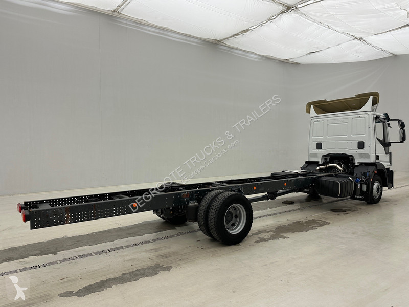 Camion Iveco 120E25