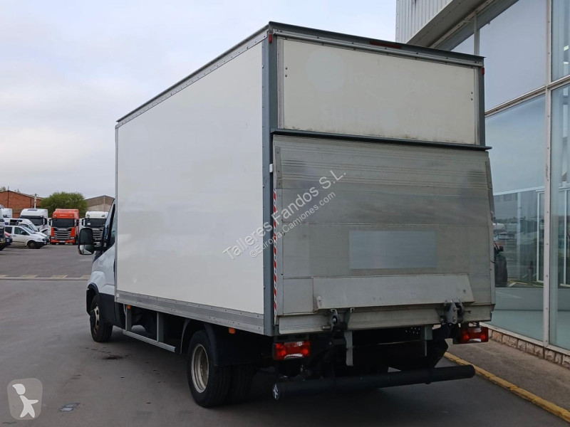 Veículo utilitário Iveco  35C16 20m3