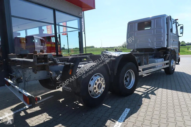 Camion Scania R-V8 R-380 Chassis Cabine