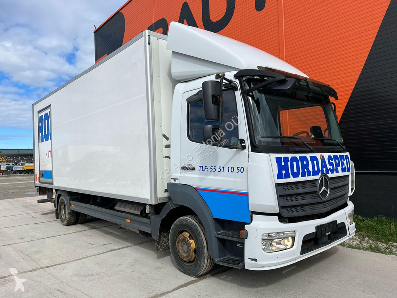 Camion Mercedes 1018 4x2 THERMOKING / BOX...