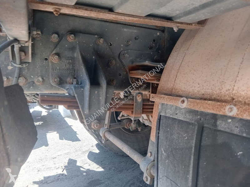 Camion Renault 260