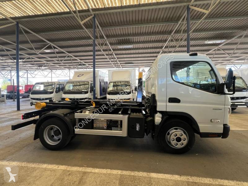 Camion Mitsubishi Fuso