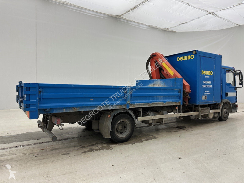 Vrachtwagen MAN 11.180