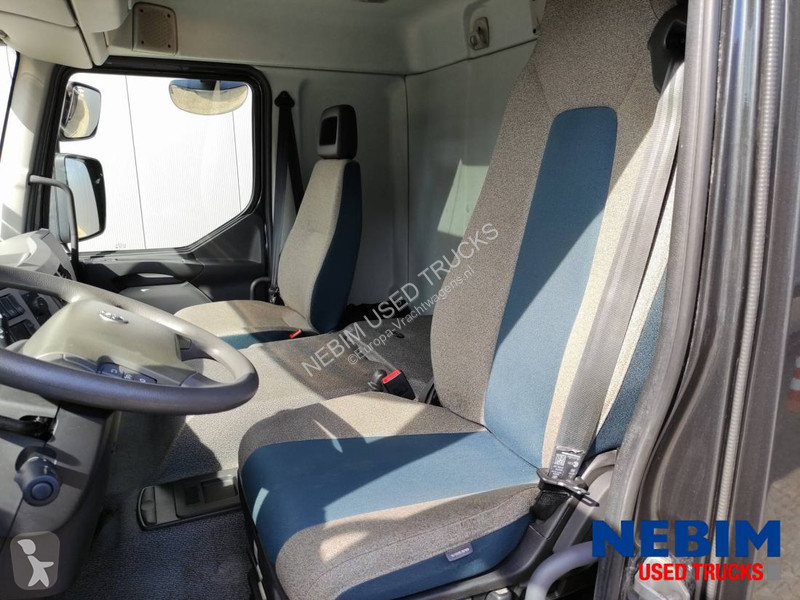 Camion Volvo 280 4X2 - 214.632Km - DH 2000Kg Lift
