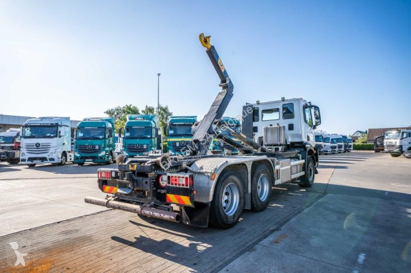 Vrachtwagen Iveco 460 - HYVA - 91000 KM