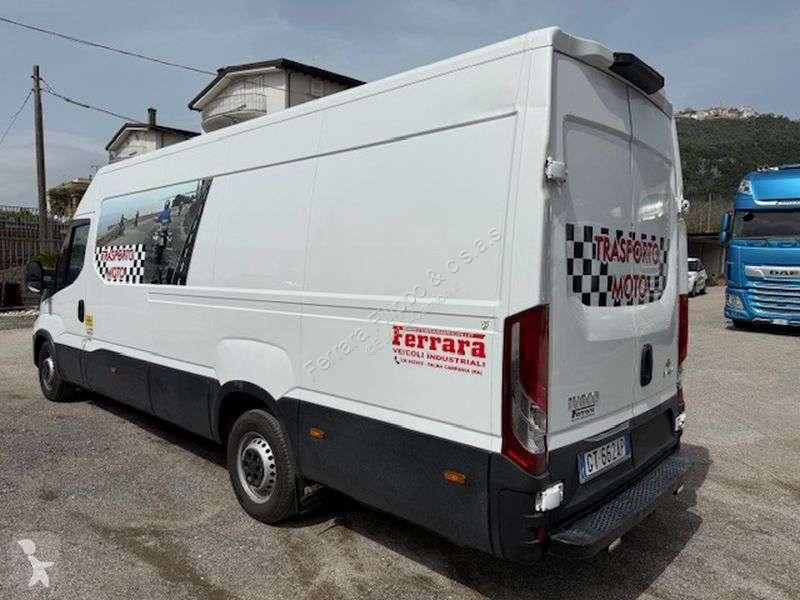 Veicolo commerciale Iveco daily