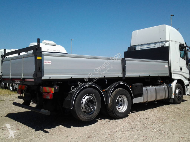 Vrachtwagen Iveco PESANTI STRADALI AS260S48Y/PS