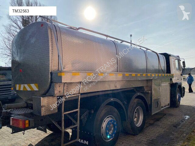 Camion MAN F 2000 /
