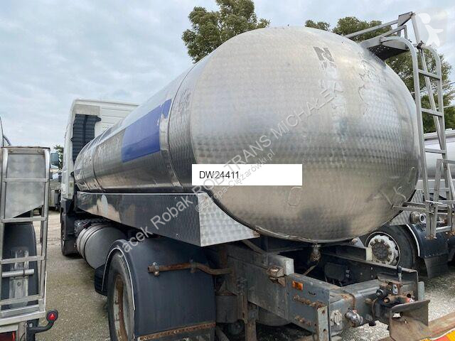 Lastbil Volvo 420