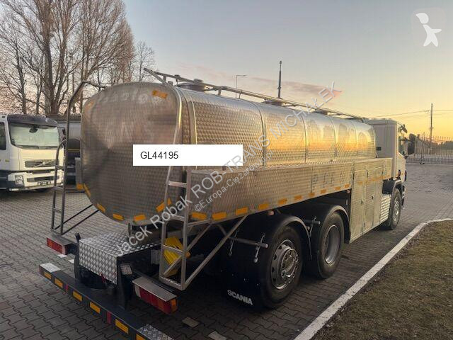Camion Scania P  380