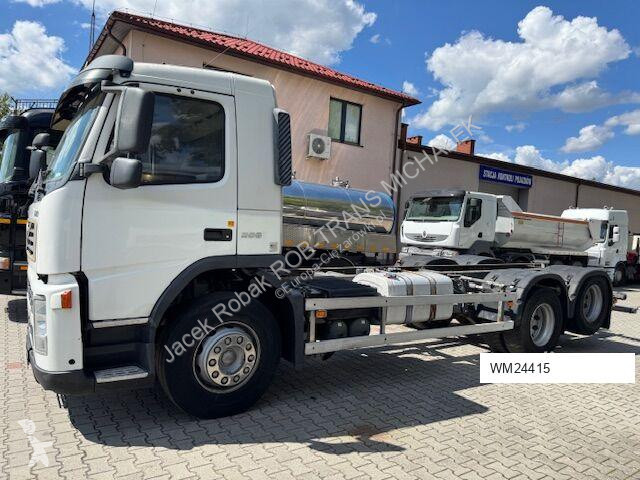 Camion Volvo FM9 300