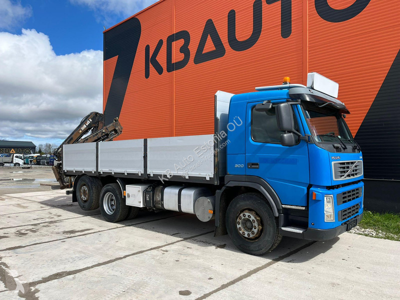 Kamion Volvo FM 9 300 6x2*4 HIAB 085D-3 /...