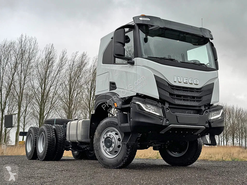 Camion Iveco T-Way AT380T47WH-4500 Chassis...