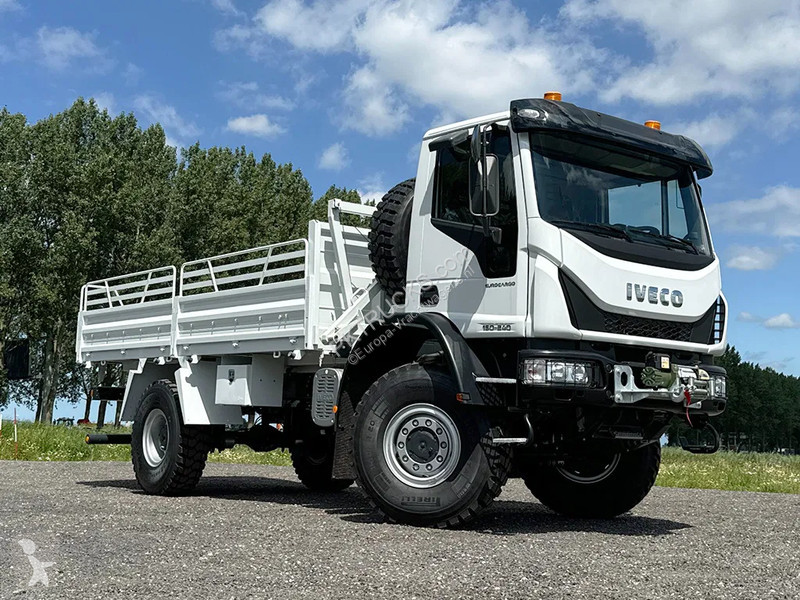 شاحنة Iveco EuroCargo 150 Flatbed with Sides