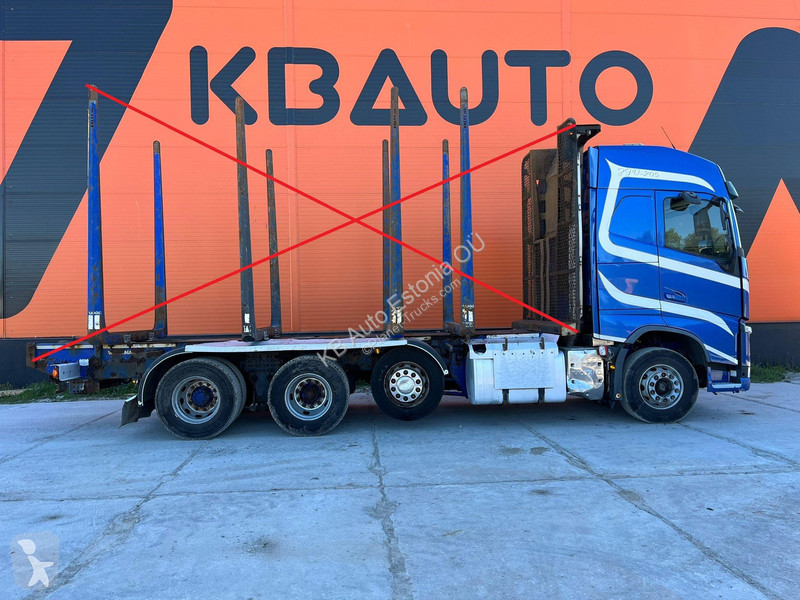 Kamion Volvo 8x4/4 FOR SALE AS CHASSIS !
