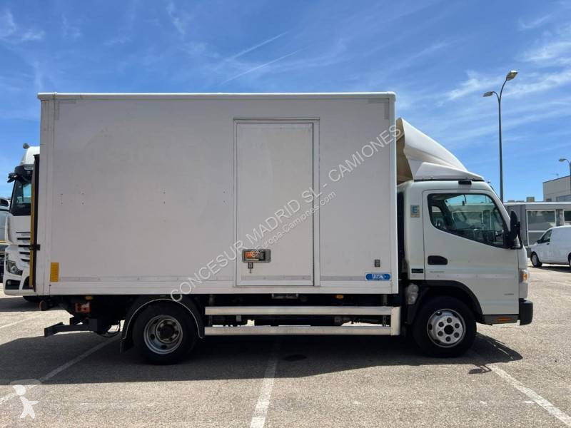 Camion Mitsubishi Fuso