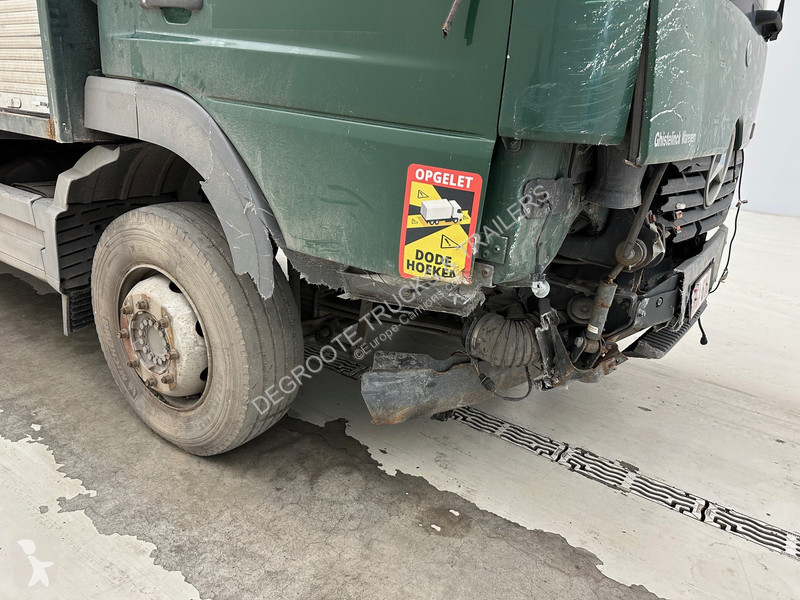 Kamion Mercedes 1523