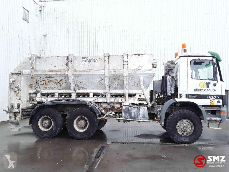 Vägmaskiner Mercedes 3335 6x6 88000km manual