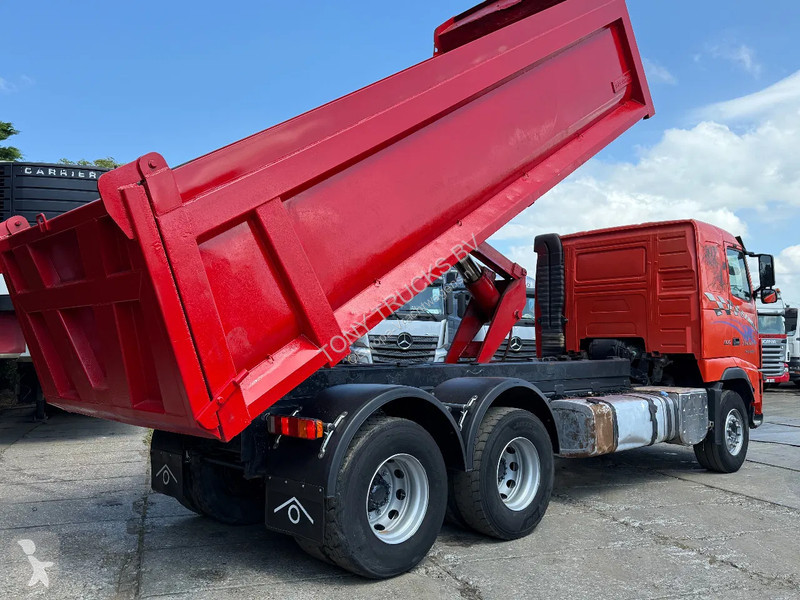 Vrachtwagen Volvo 16600 6X4 Tipper...