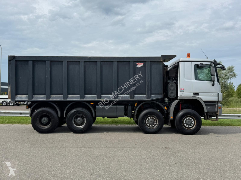 Vrachtwagen Mercedes ACTROS 4151 V8 8x8 tipper