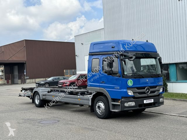 Camion Mercedes 1529 LL BDF 6-Sitze Umzug u-LBW...