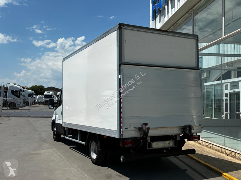 Furgoneta Iveco  35C16 20m3