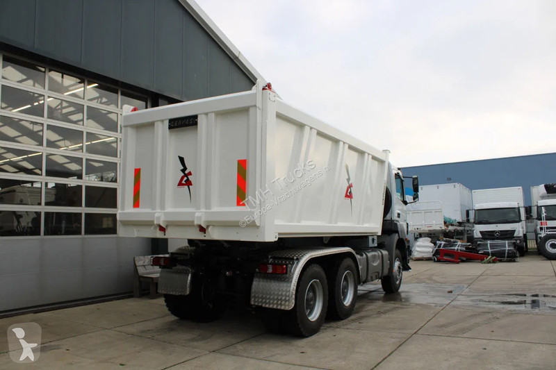 Camion Mercedes 3344 K 6x4 Tipper Truck