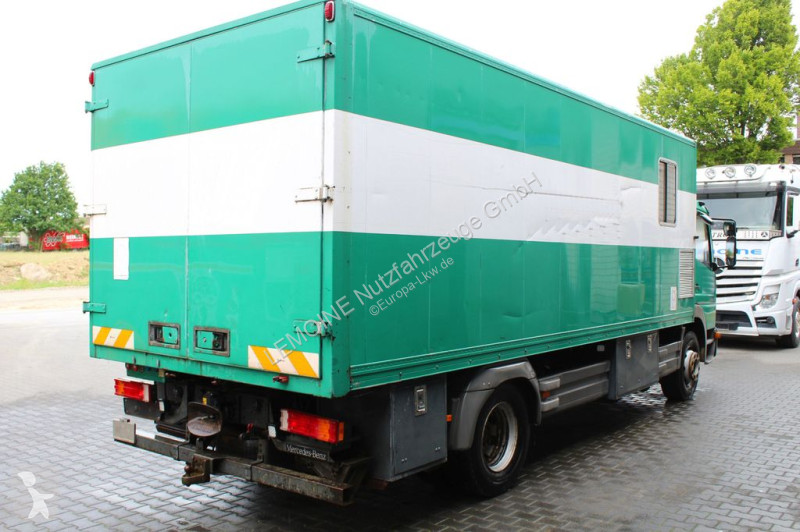 Kamion Mercedes 1523 4x2 Koffer +AHK kein 1517...