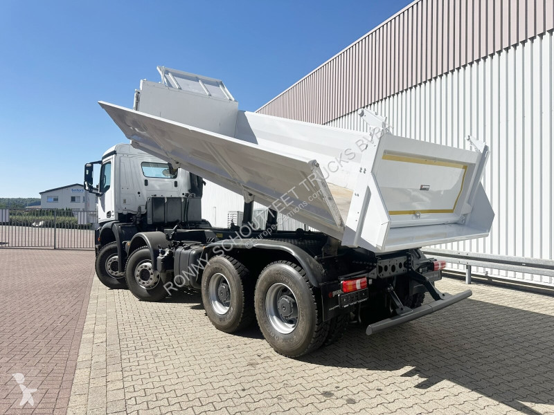Kamion Mercedes Arocs 4142 K 8x4/4 Arocs...