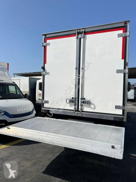 شاحنة Iveco
