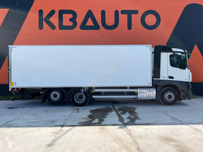 Lastbil Mercedes 2545 6x2 BOX L=7526 mm
