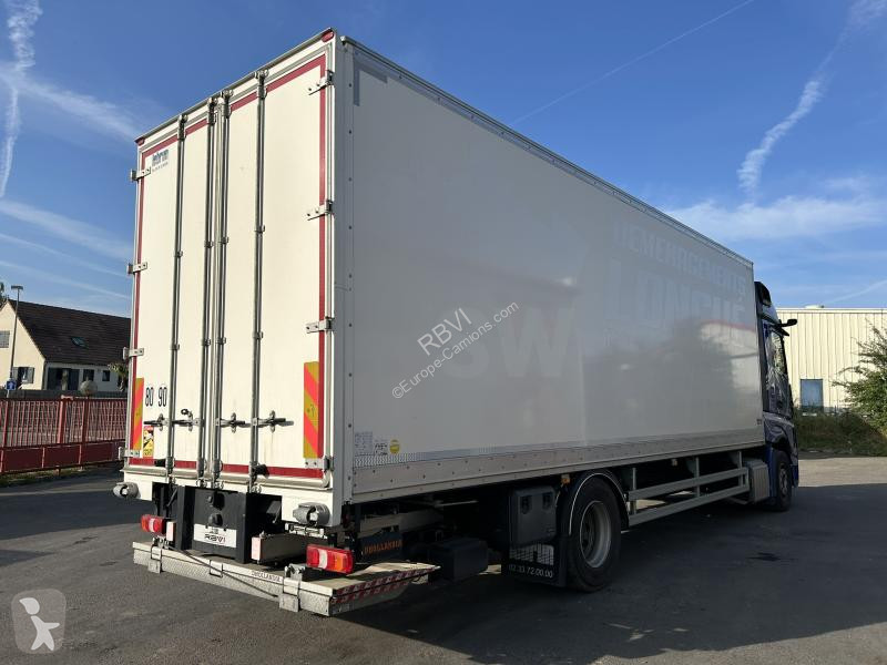 Camion Mercedes 1846