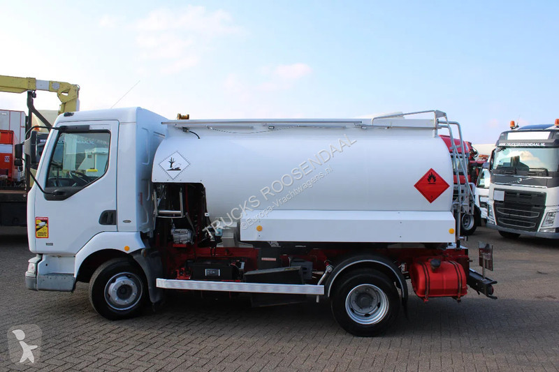 Kamion Renault 250 + 2 COMP + 6180liter + euro...