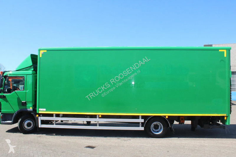 Kamion MAN 12.180 + EURO 6 + LIFT + CAMERA