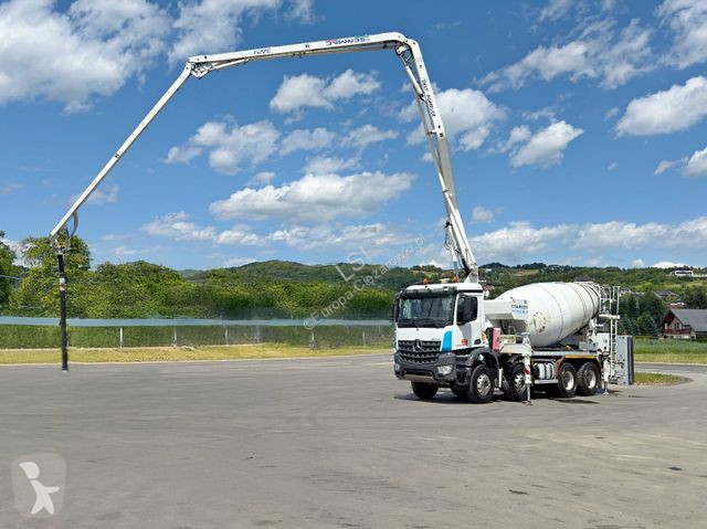 Camion Mercedes AROCS 3743 * Betonpumpe + UNK *...