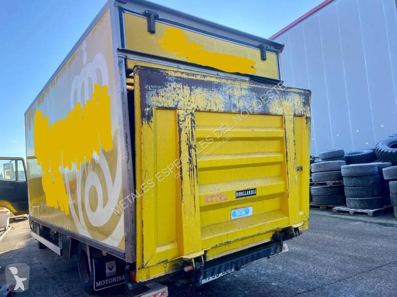 Camion Nissan