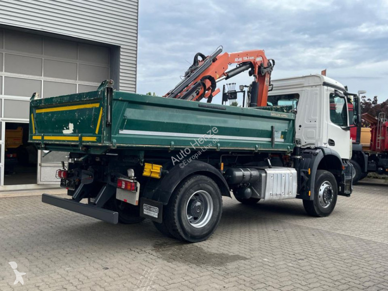 Kamion Mercedes Arocs 1835 K 2-Achs Kipper Kran...