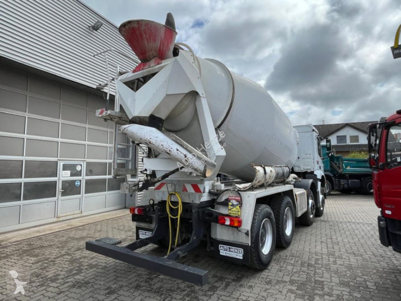Kamion Mercedes Arocs 3240 B 8x4 Betonmischer...