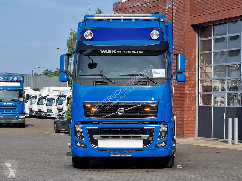 Camion Volvo 16700 Globetrotter 6x2*4 -...