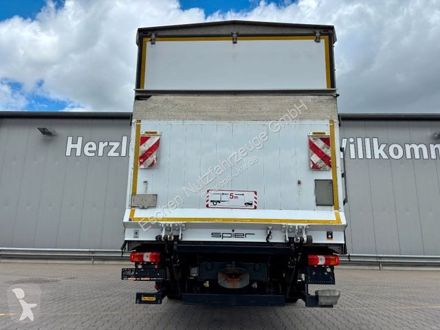 Camion Mercedes 1624 I 2,66m...