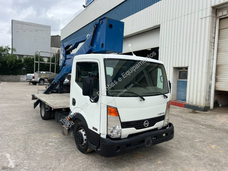 Camion Nissan CABSTAR 35.11