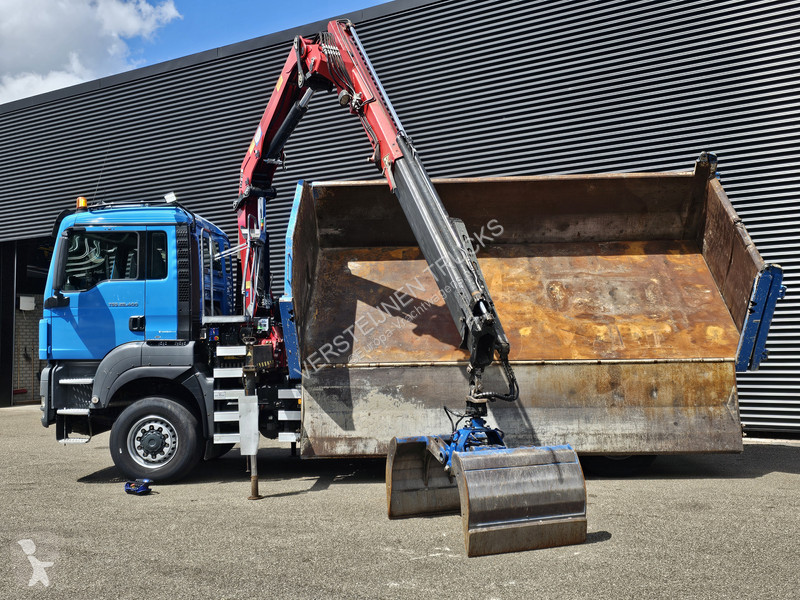 Kamion MAN 28.400 6X4-4 BL / CRANE + 2 SIDE TIPPER