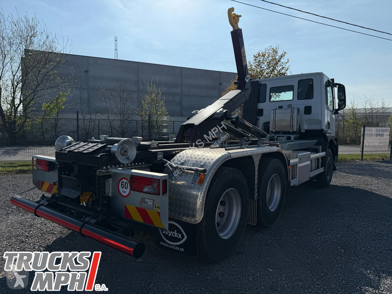 Camion Iveco AD300T48 HYVALIFT 20...
