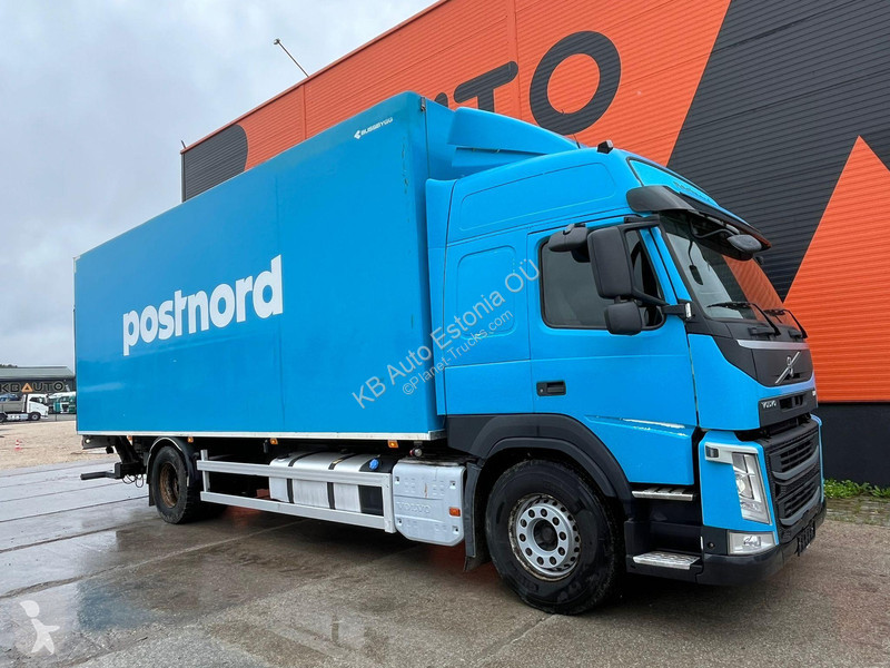 Lastbil Volvo 330 4x2 BOX L=7694 mm