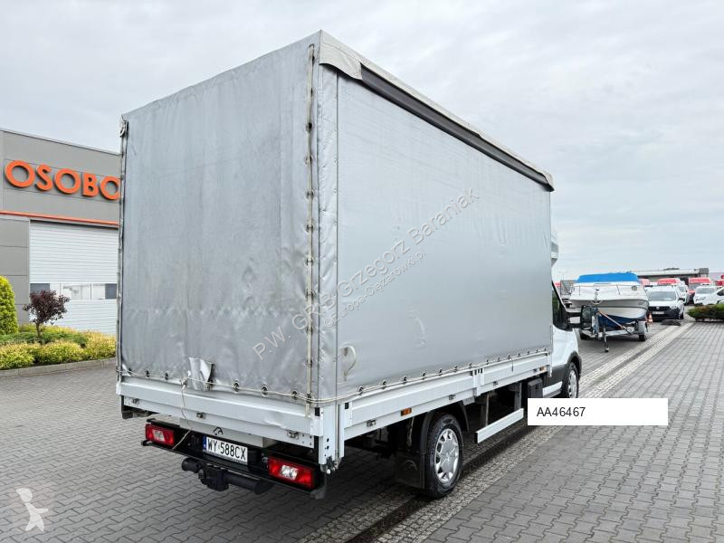 Véhicule utilitaire Ford Plandeka Firana 8 EP...