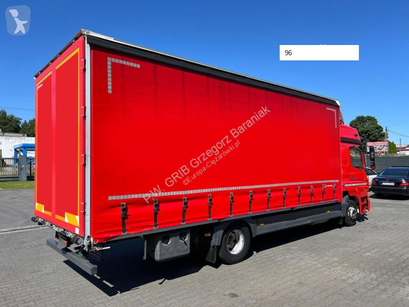 Camion Mercedes ATEGO 824 EURO 6 1.HAND...