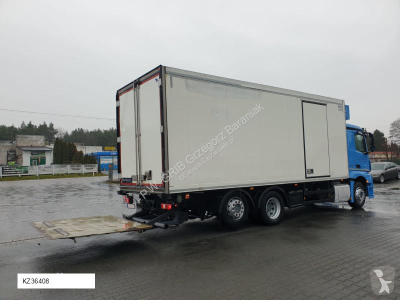 شاحنة Mercedes ANTOS 2540 REFRIGERATOR + LIFT +...