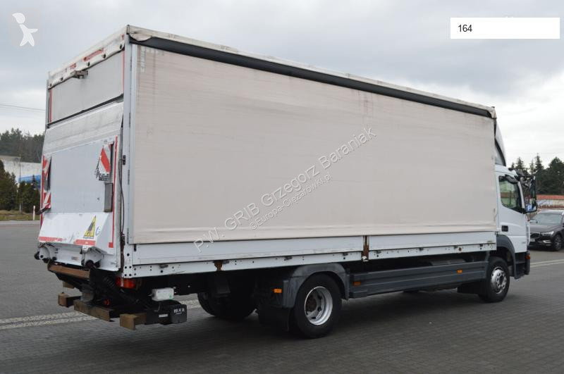 Camion Mercedes 1230